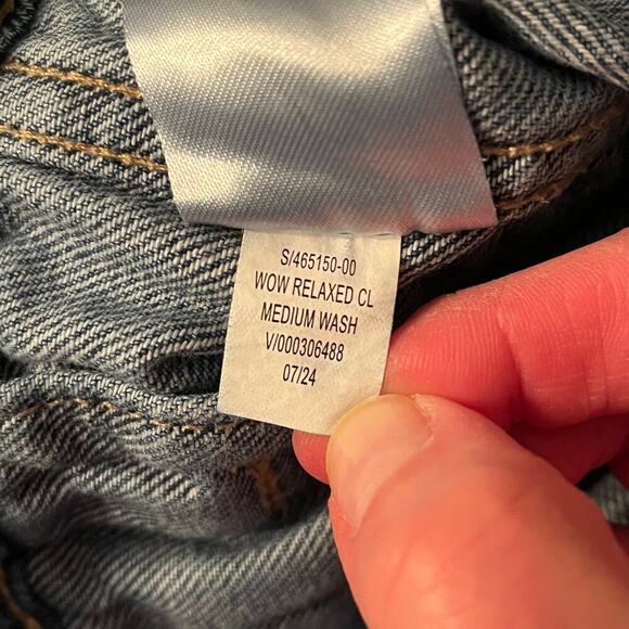 Old Navy WOW Relaxed Classic Denim Jacket Women’s Large NWOT 100% Cotton - Picture 6 of 7